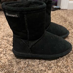 Size 9 Toddler Bearpaw boots